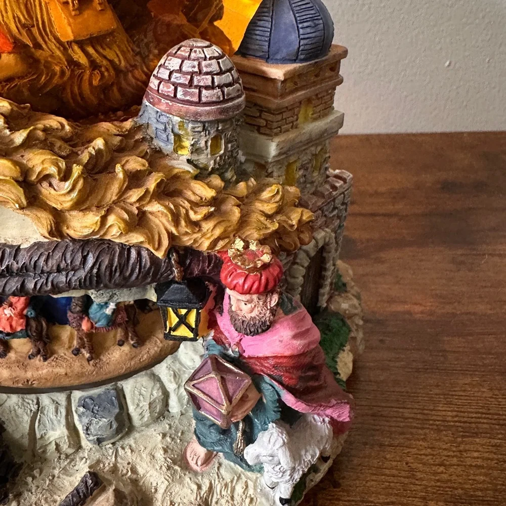 Vintage 1999 Grandeur Noel Musical Nativity Water Globe - 150mm Revolving Base